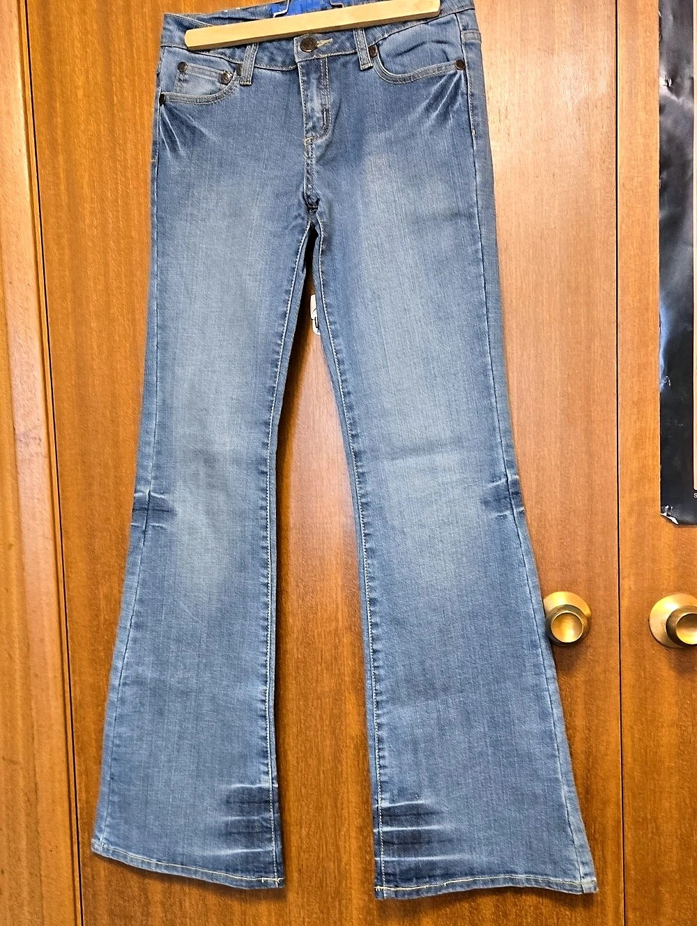 Taboo Flare Jeans in Blue Size 6